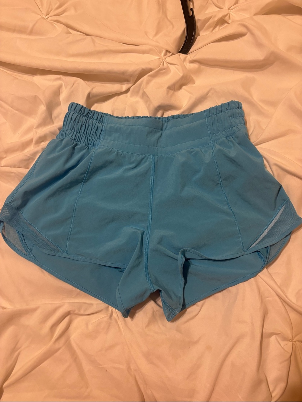 Size 4 Lululemon Hotty Hot Shorts